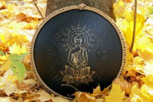 Le Guda Drum Coin Brass Bouddha Or : Une Harmonie Mystique et Lumineuse